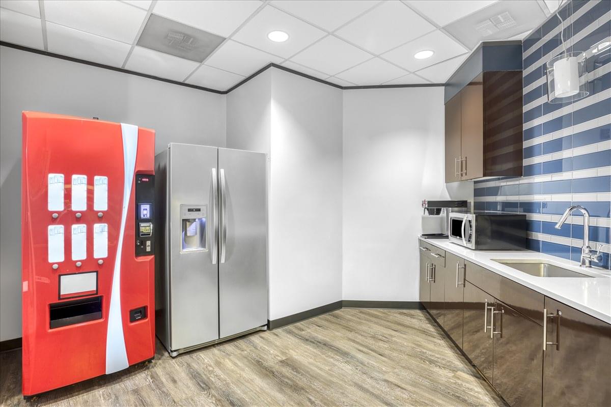 This is a photo of the office space available to rent on Commerce Plaza I, 7300 W 110th St, Executive Hills