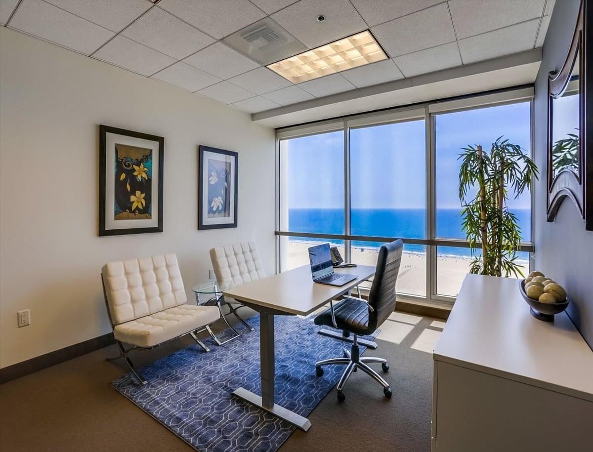 This is a photo of the office space available to rent on 100 Wilshire Blvd