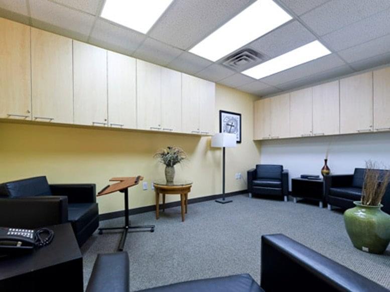 33 Wood Ave S, Metropark Corporate Campus Office Space - Iselin