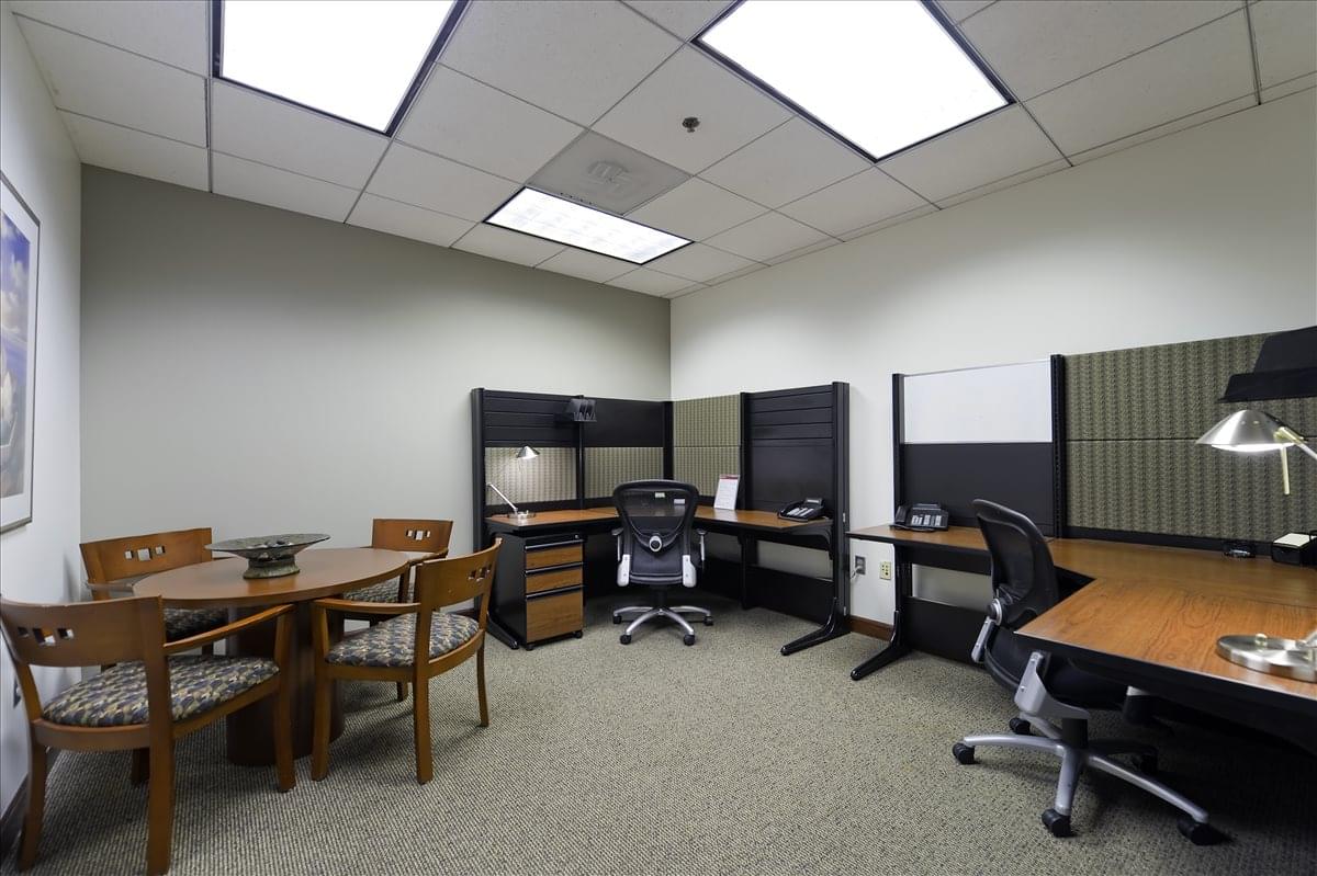 Office for Rent on SouthPark Towers, 12th Fl, 6000 Fairview Rd Charlotte