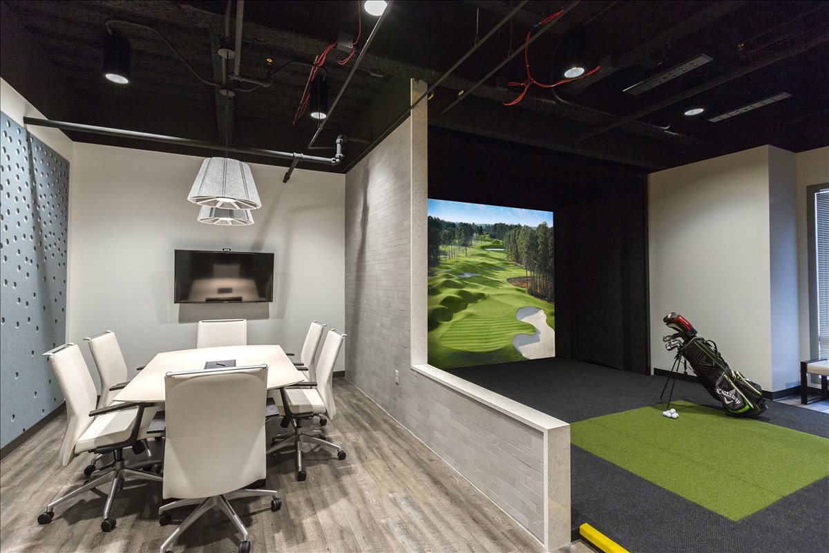 This is a photo of the office space available to rent on Scripps Center, 312 Walnut St