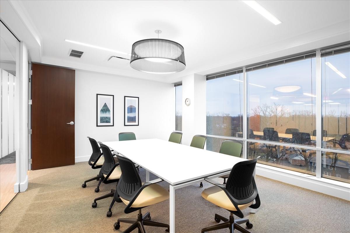 Office for Rent on Towers of Kenwood, 8044 Montgomery Road, Kenwood/West Chester Cincinnati