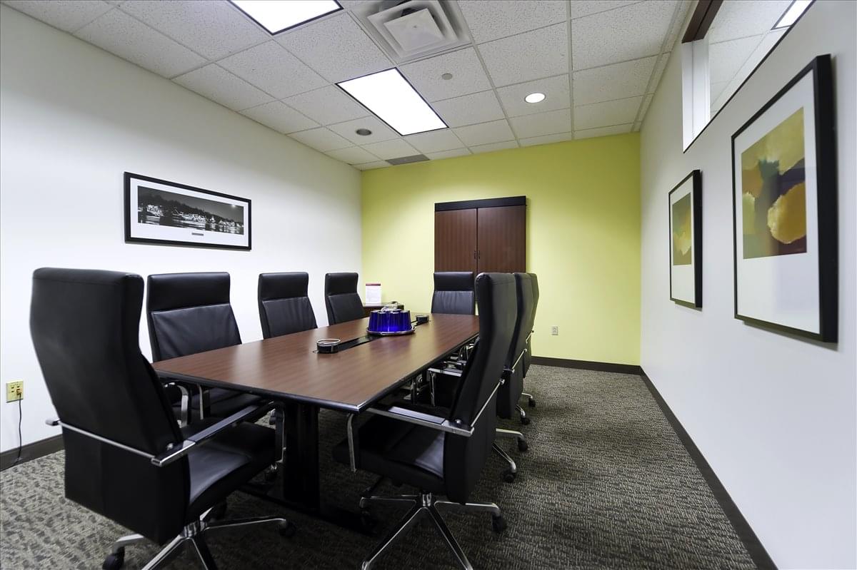 Office for Rent on 6100 Oak Tree Blvd Independence