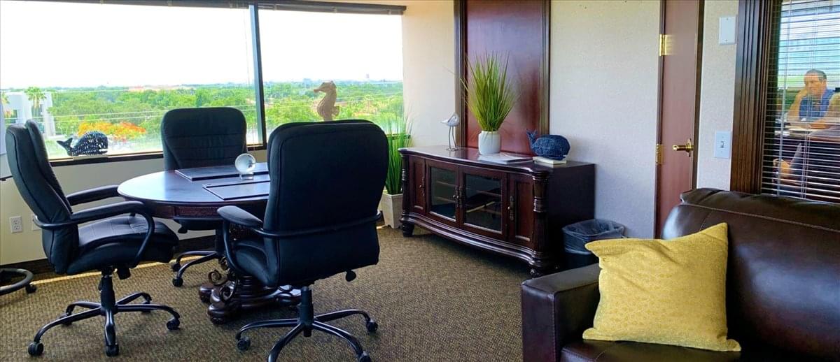 Boca Financial Plaza, 5550 Glades Rd Office Space - Boca Raton
