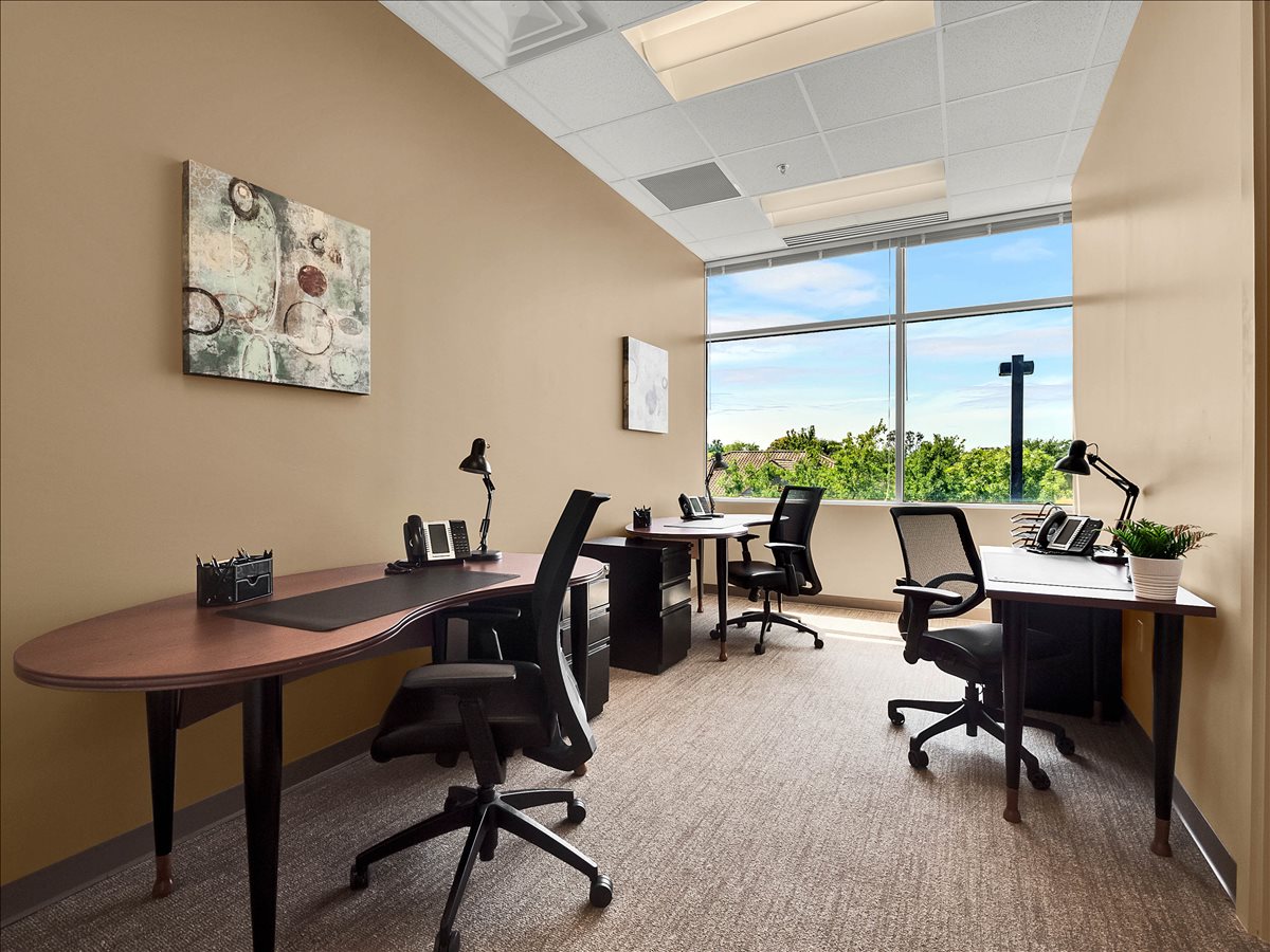 This is a photo of the office space available to rent on 1540 International Pkwy