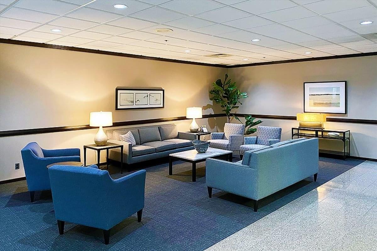 39111 Six Mile Rd Office Space - Livonia