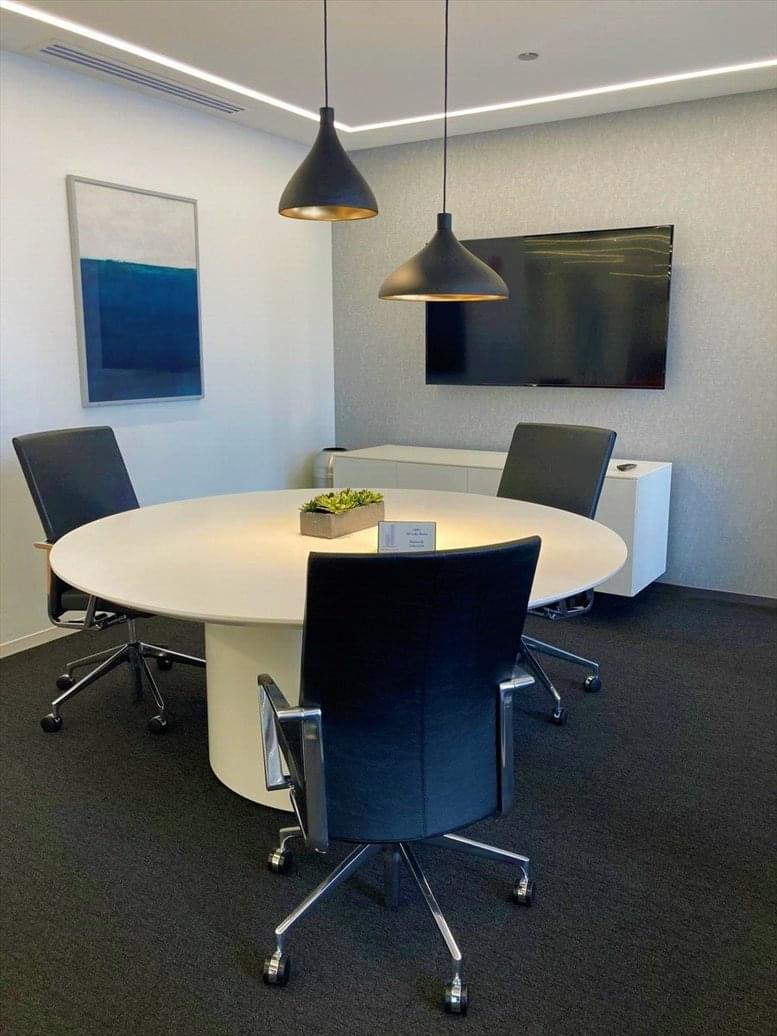 Photo of Office Space on 500 N Michigan Ave, Magnificent Mile, Near North Side Chicago