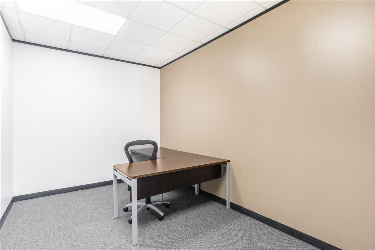 Wells Fargo Building, 13201 NW Fwy Office for Rent in Houston