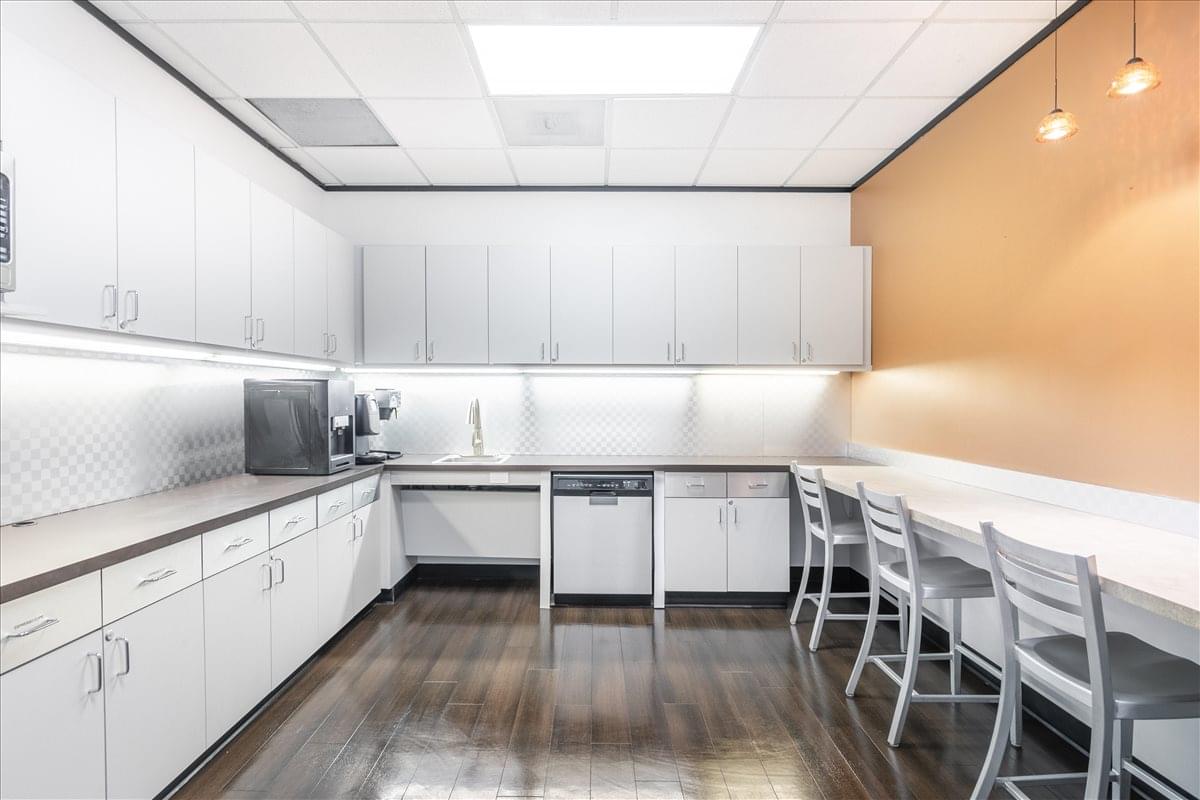 This is a photo of the office space available to rent on Wells Fargo Building, 13201 NW Fwy