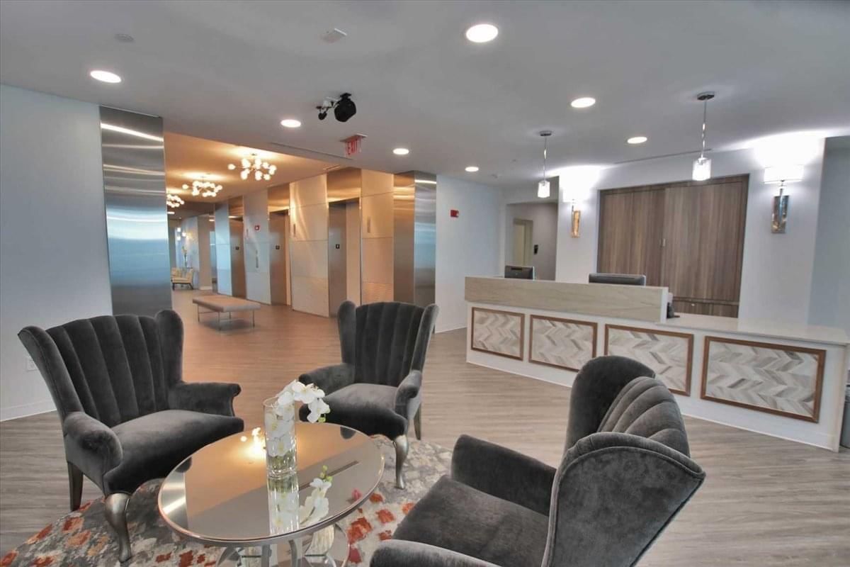 Brickell Arch available for companies in Brickell