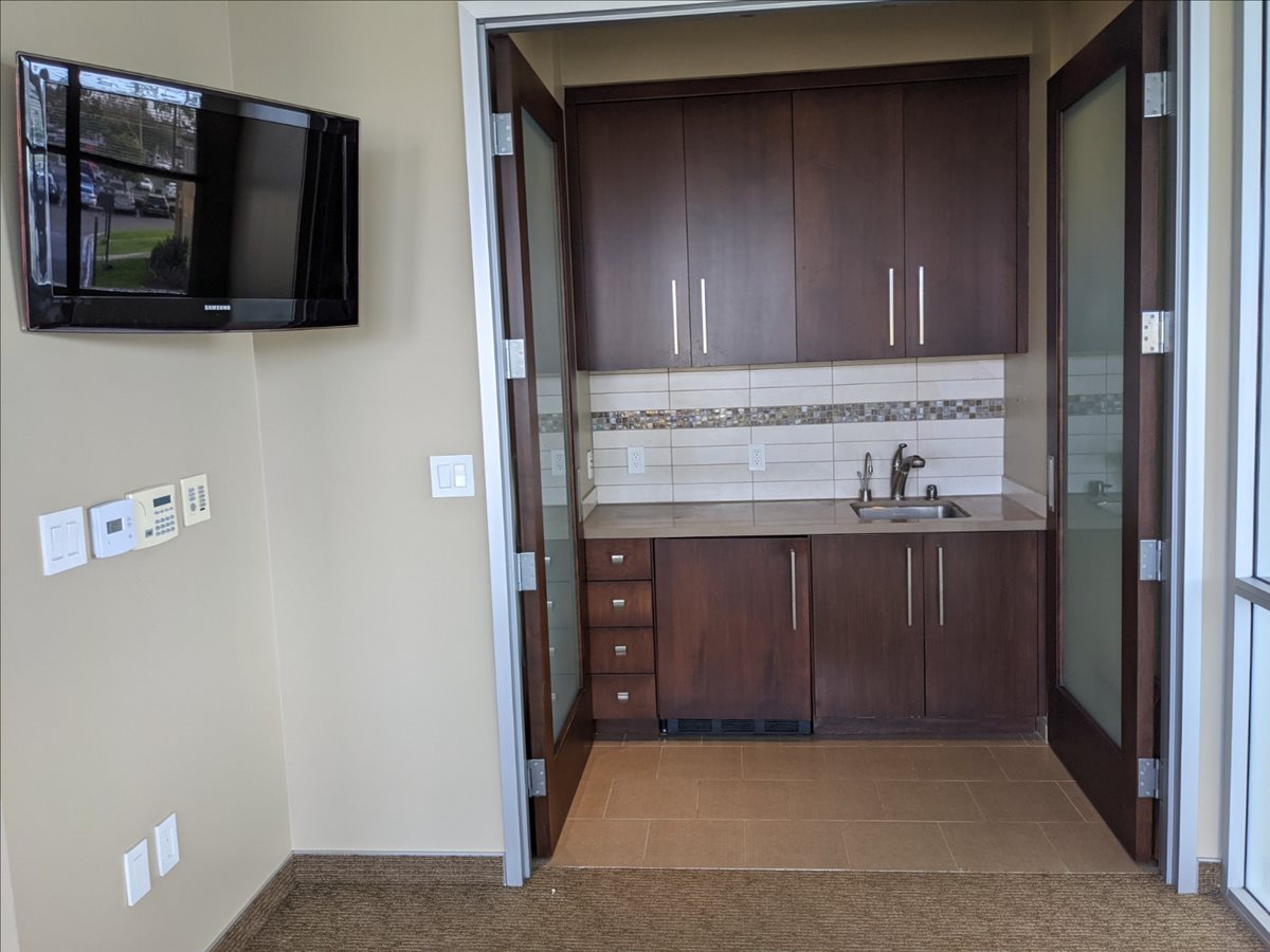 18426 Brookhurst St Office Space - Fountain Valley