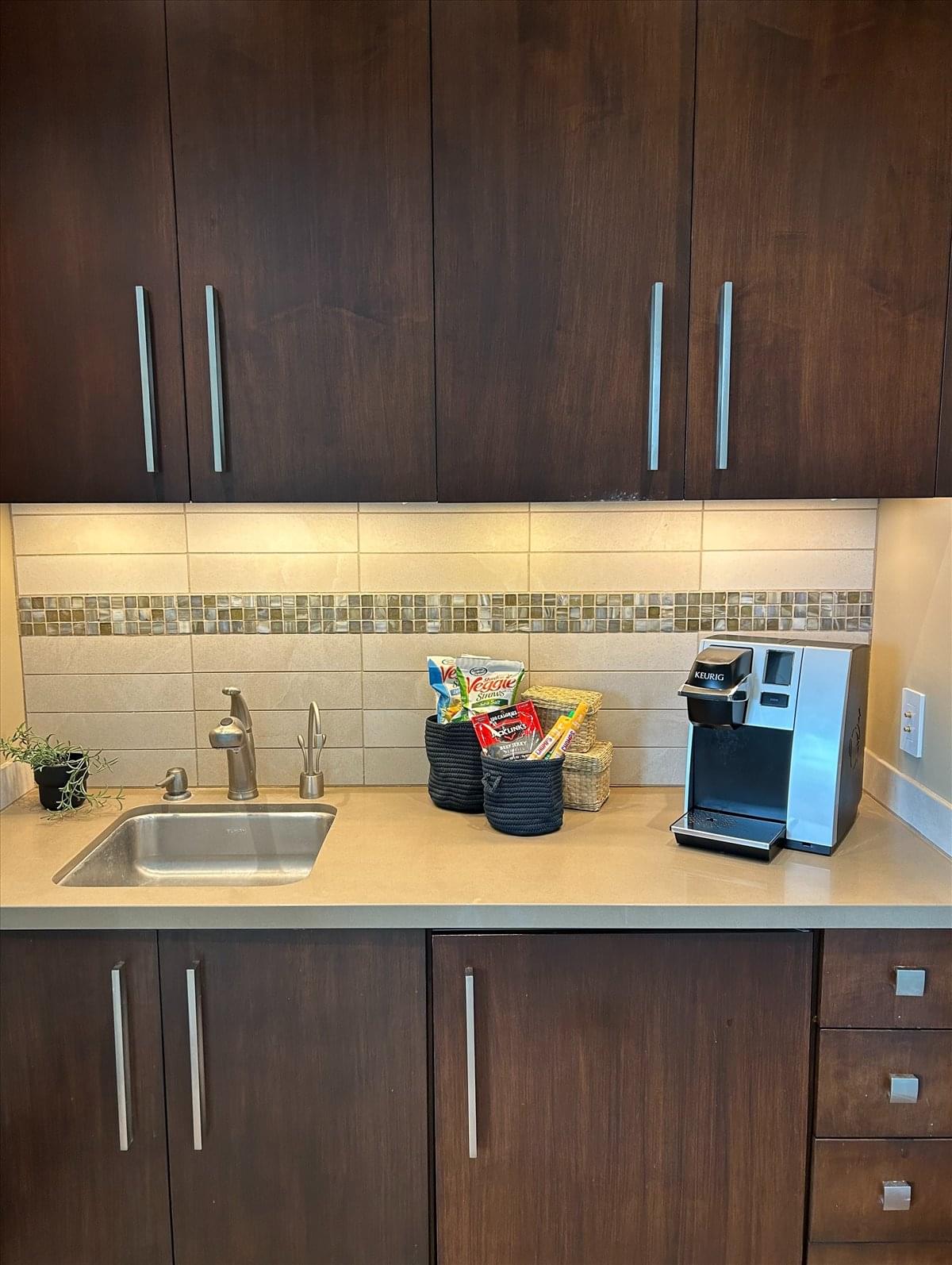 18426 Brookhurst St Office Space - Fountain Valley