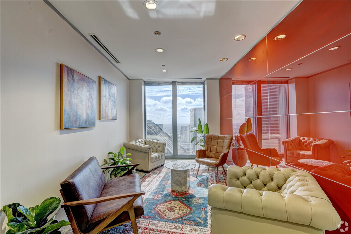 Picture of Williams Tower, 2800 Post Oak Blvd Office Space available in Houston