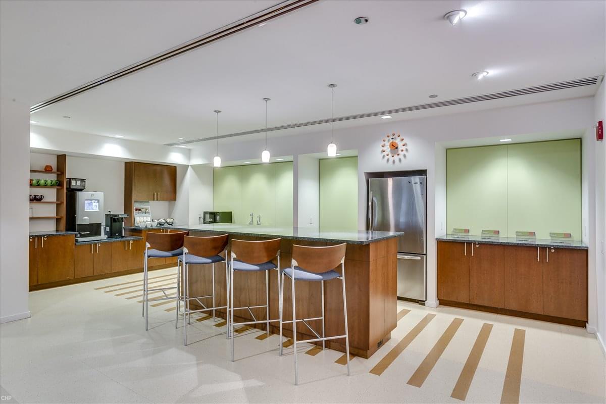 Office for Rent on Aon Center, 200 E Randolph St, Chicago Loop Chicago