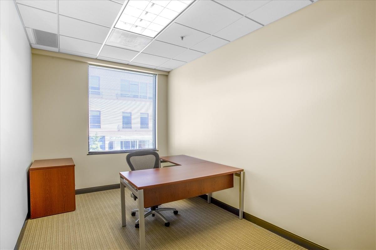 Country Club Plaza, 435 Nichols Rd, Plaza Area Office for Rent in Kansas City