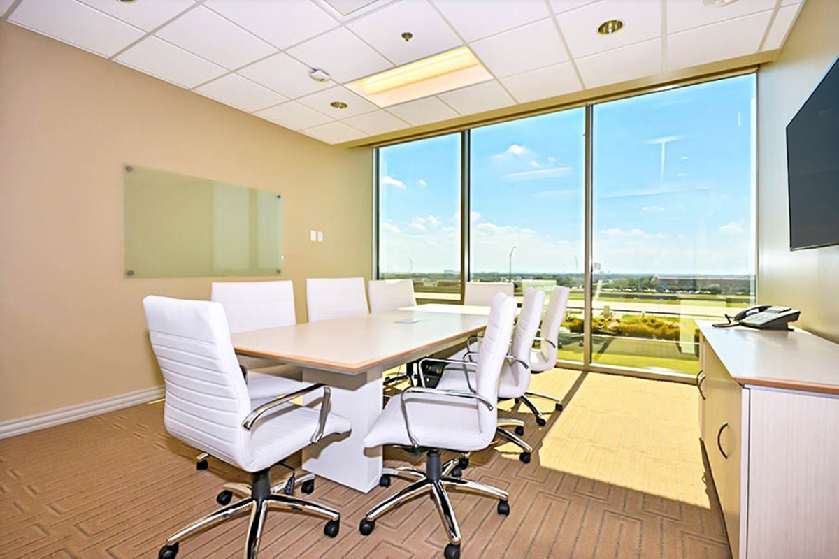 Valliance Plaza, 5900 Lake Forest Dr Office Space - McKinney