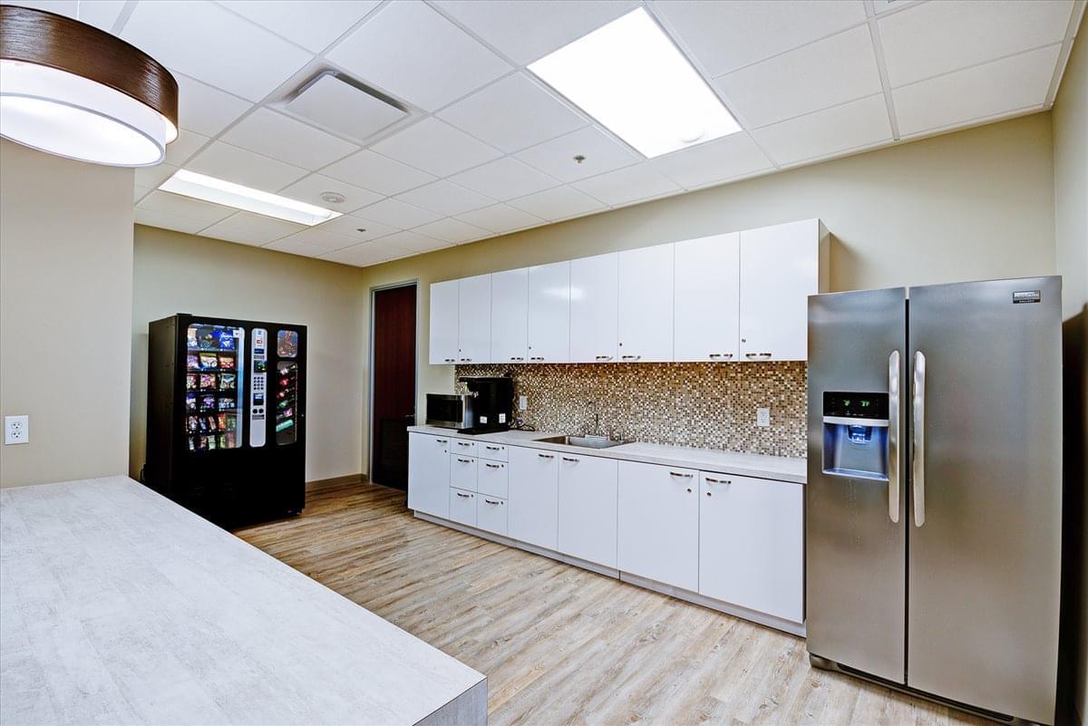Valliance Plaza, 5900 Lake Forest Dr Office Space - McKinney