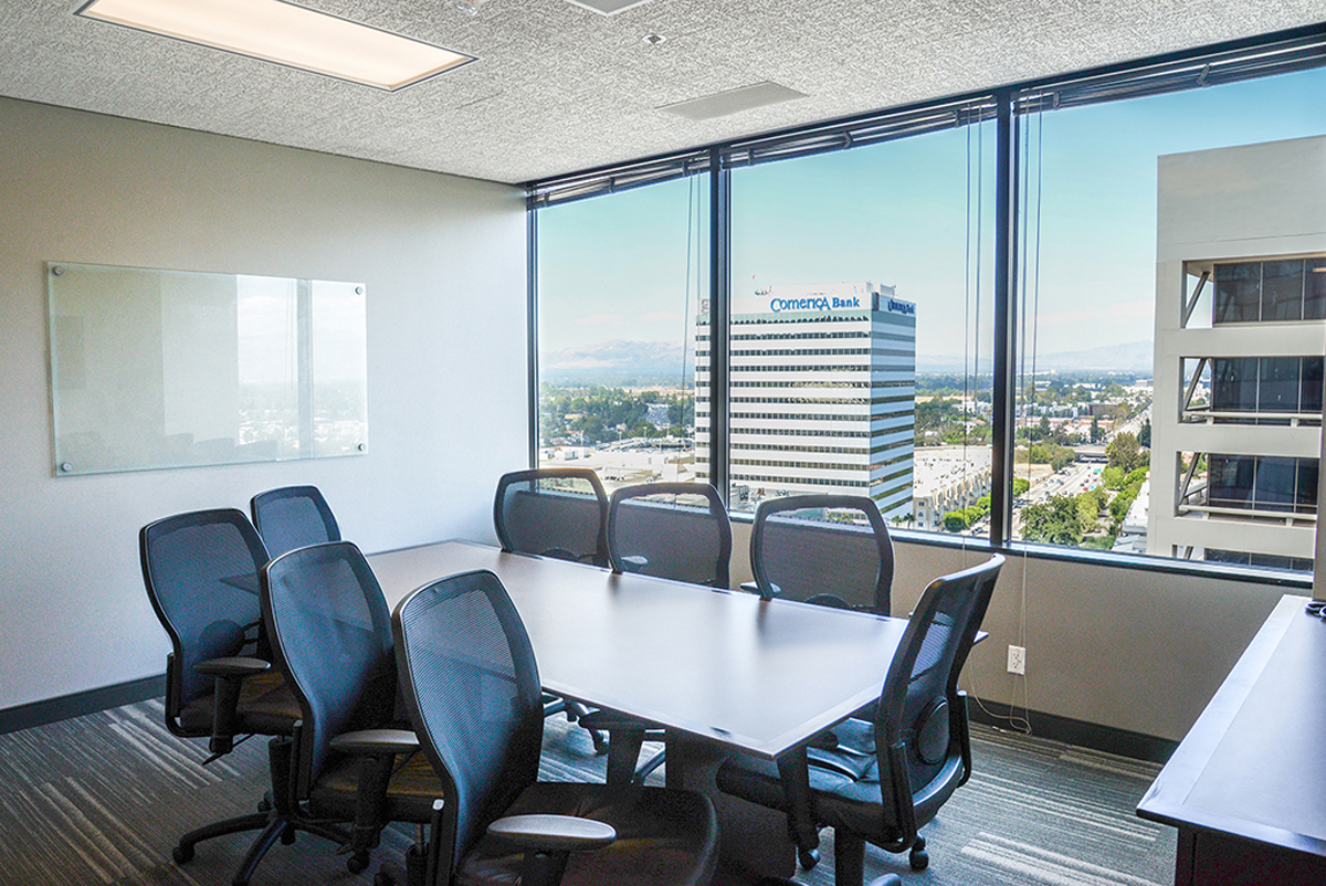 Valley Executive Tower, 15260 Ventura Blvd Office for Rent in Sherman Oaks