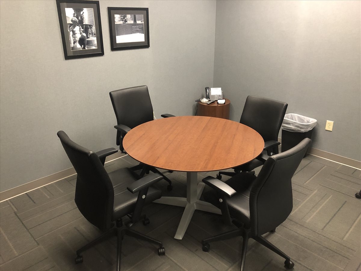 This is a photo of the office space available to rent on 9078 Union Centre Blvd, Beckett Ridge