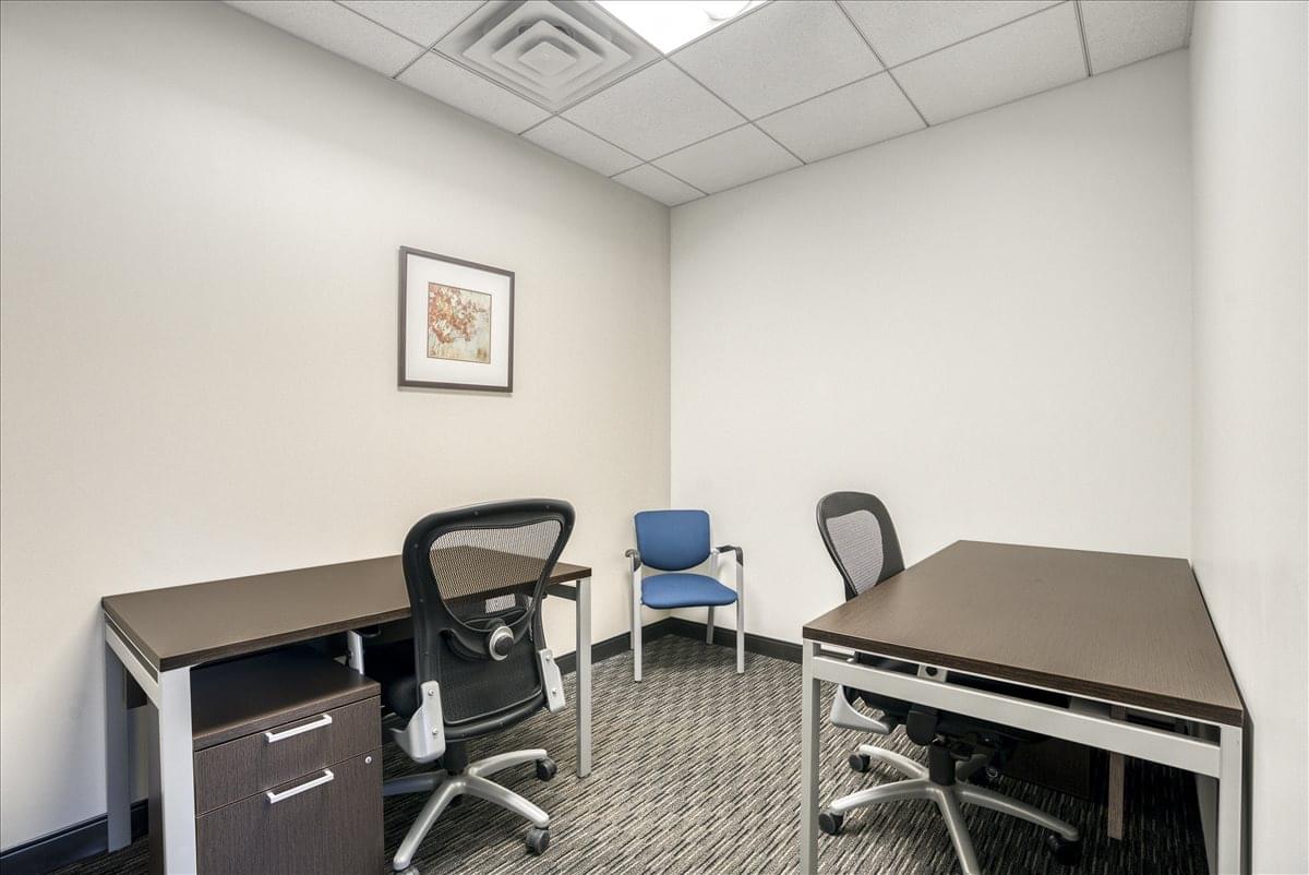 Picture of Two Logan Square, 100 N 18th St, Logan Square, Center City Office Space available in Philadelphia