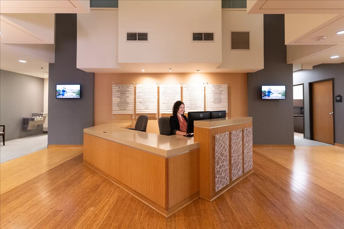 Photo of Office Space on 5200 Meadows Rd, Lake Forest Lake Oswego