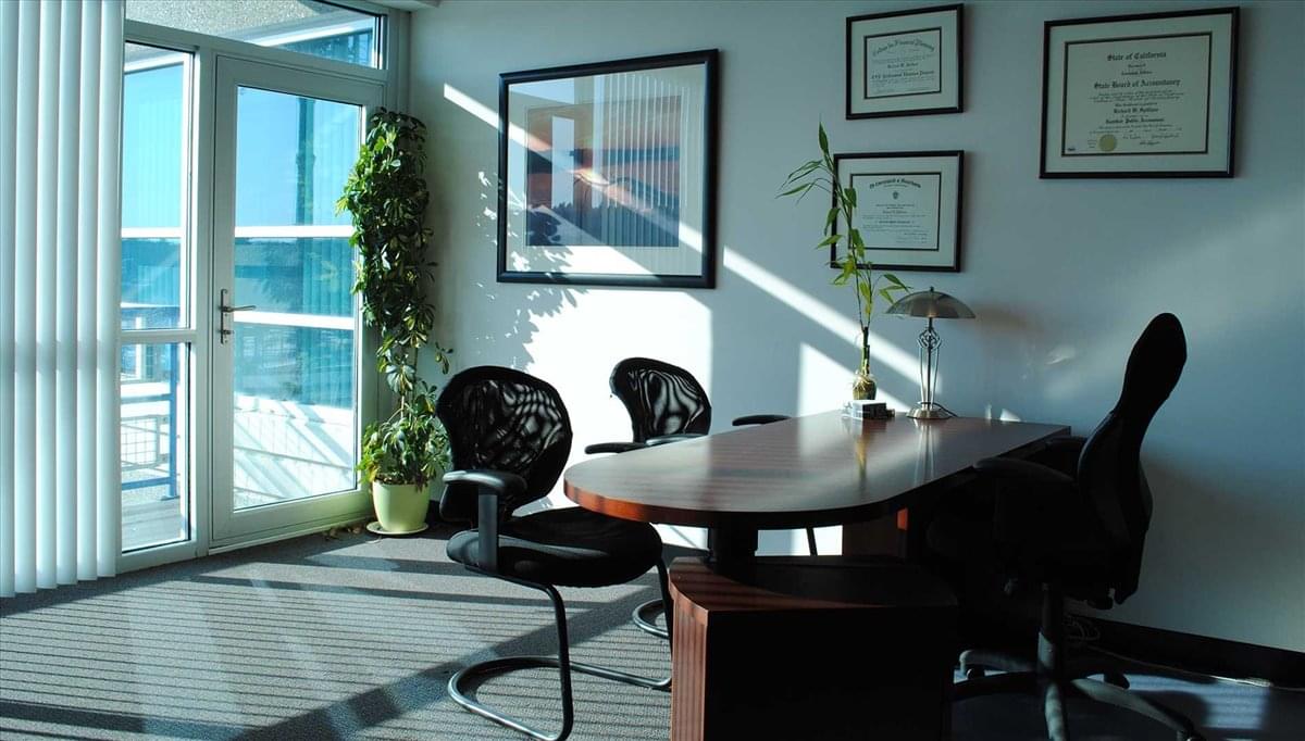 Photo of Office Space on 100 Cummings Center Beverly
