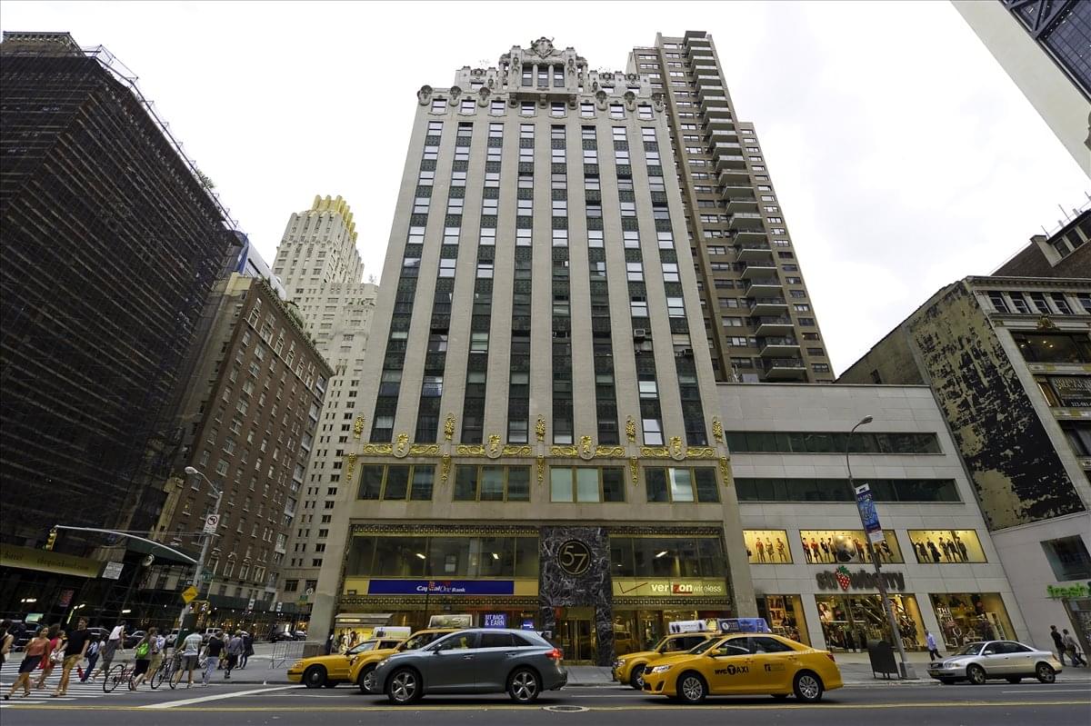 Photo of Office Space on 57 W 57th St,Midtown,Manhattan NYC
