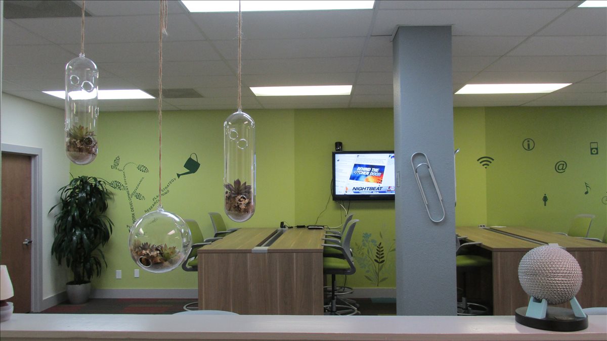 This is a photo of the office space available to rent on Northgate Plaza, 5460 Babcock Rd