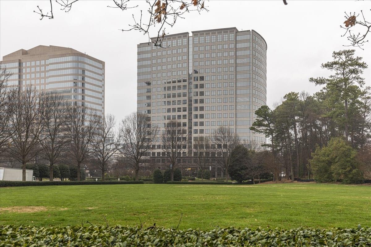 Photo of Office Space on 400 Galleria Pkwy,15th Fl Atlanta