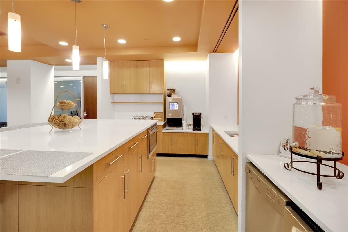 Picture of 745 5th Ave, Plaza District, Midtown Office Space available in Manhattan