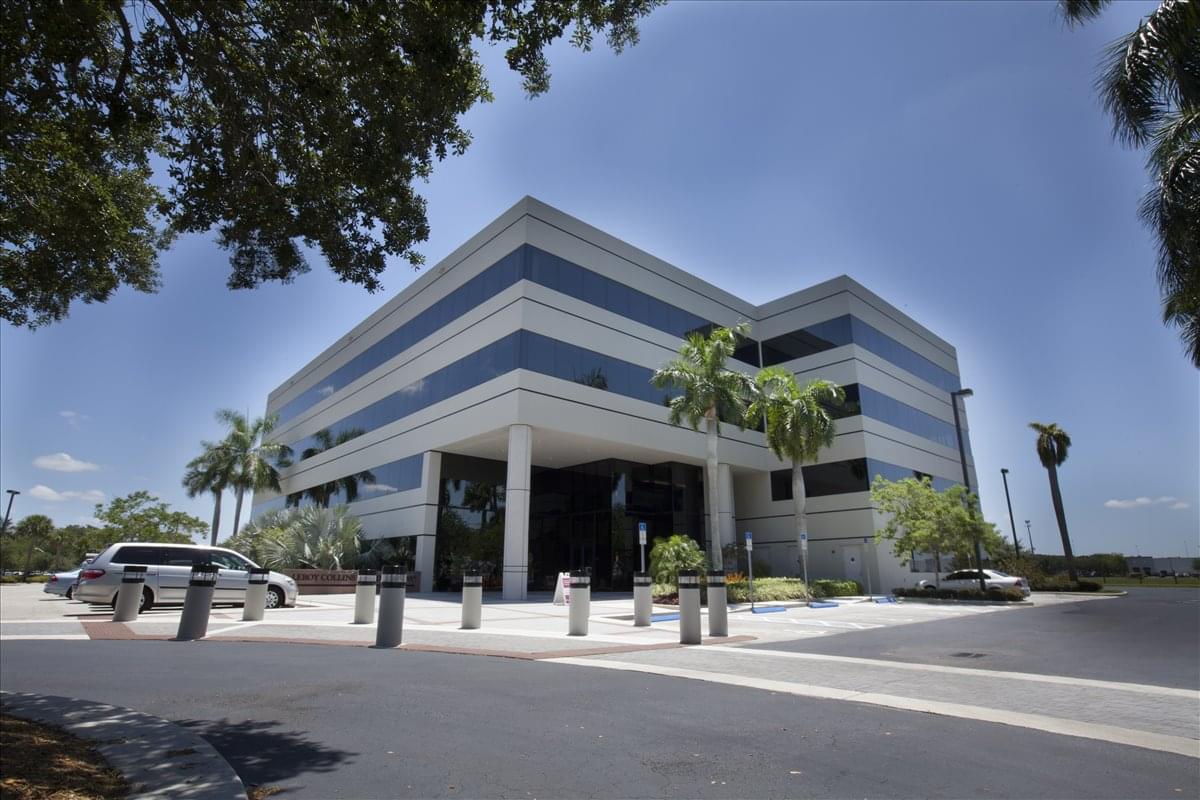 Miami Lakes Business Park West, 7900 Oak Lane Office Space - Miami Lakes