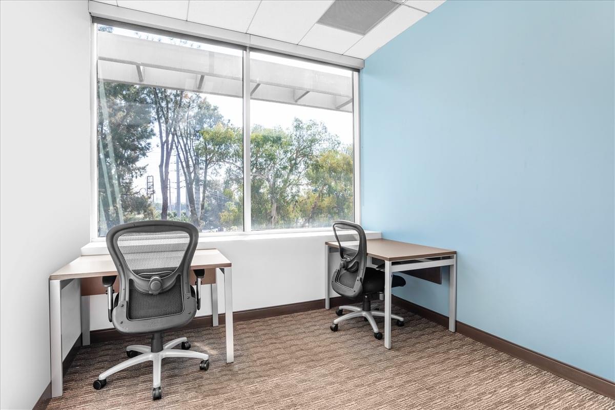 Photo of Office Space on Gateway Plaza, 25350 Magic Mountain Pkwy Santa Clarita