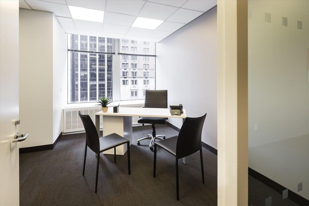 Photo of Office Space on Burlington House, 1345 Avenue of The Americas, Midtown, Manhattan NYC