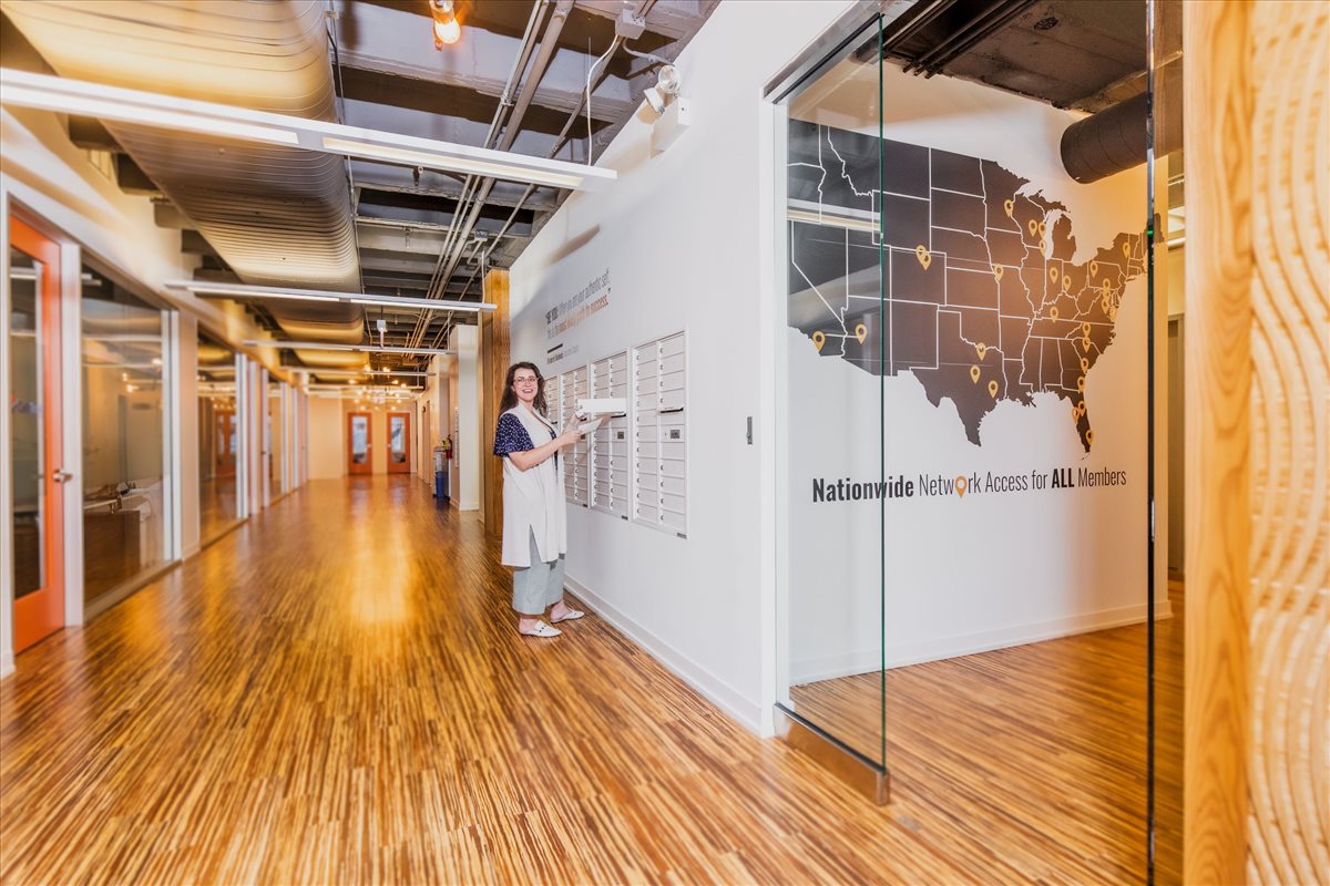318 W Adams St, Chicago Loop Office Space - Chicago