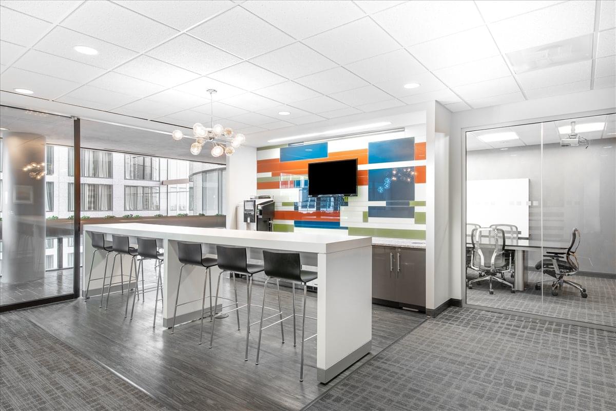 Urban Centre, 4830 W Kennedy Blvd, Westshore Office Space - Tampa