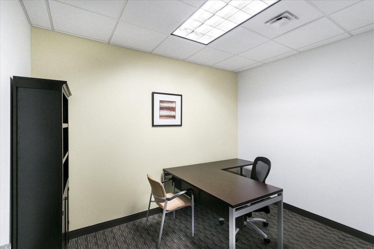 SunTrust Plaza, 919 E Main St, 10th Fl, Central Office, Downtown Office Space - Richmond