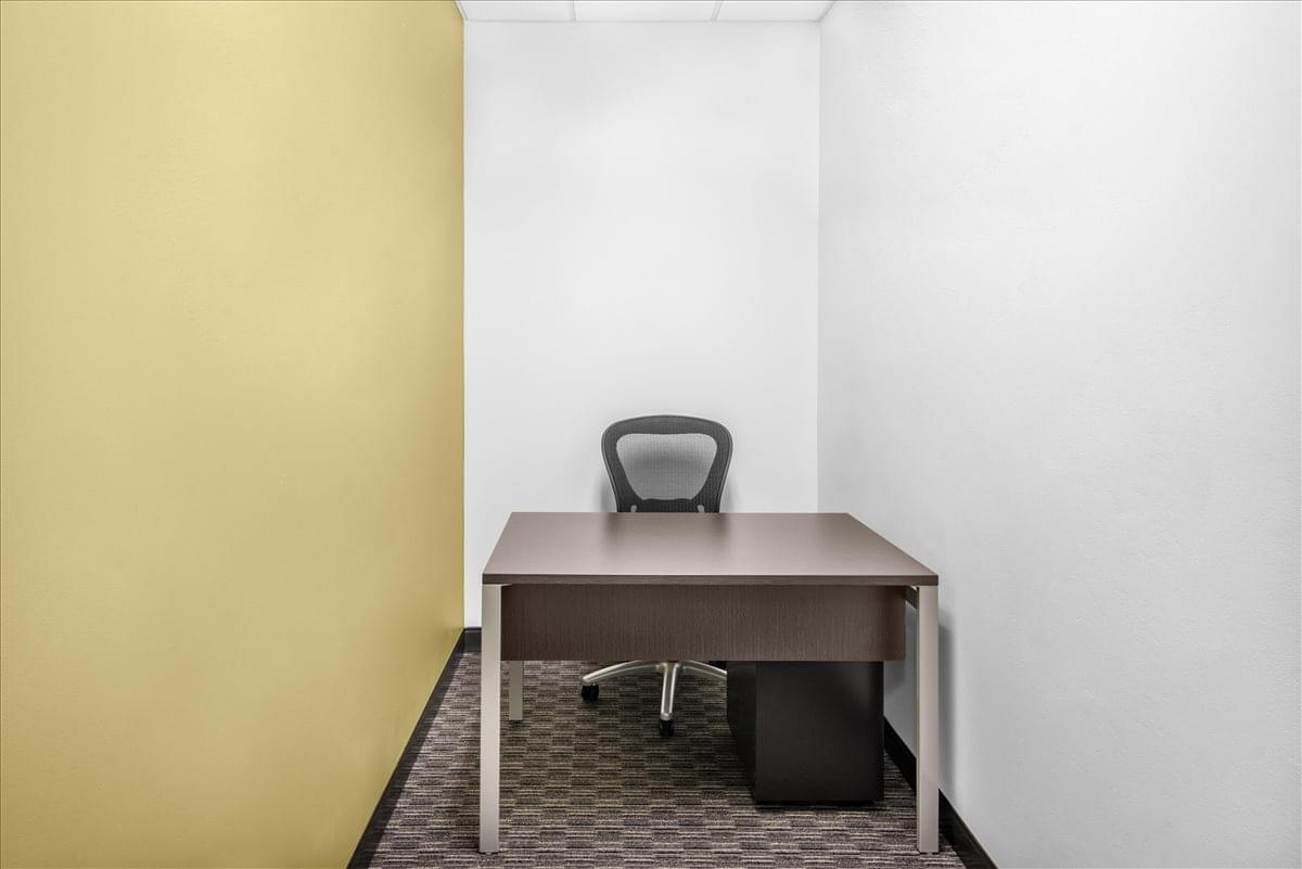 Photo of Office Space on Regions Bank Building, 4851 Tamiami Trail North, Park Shore Naples