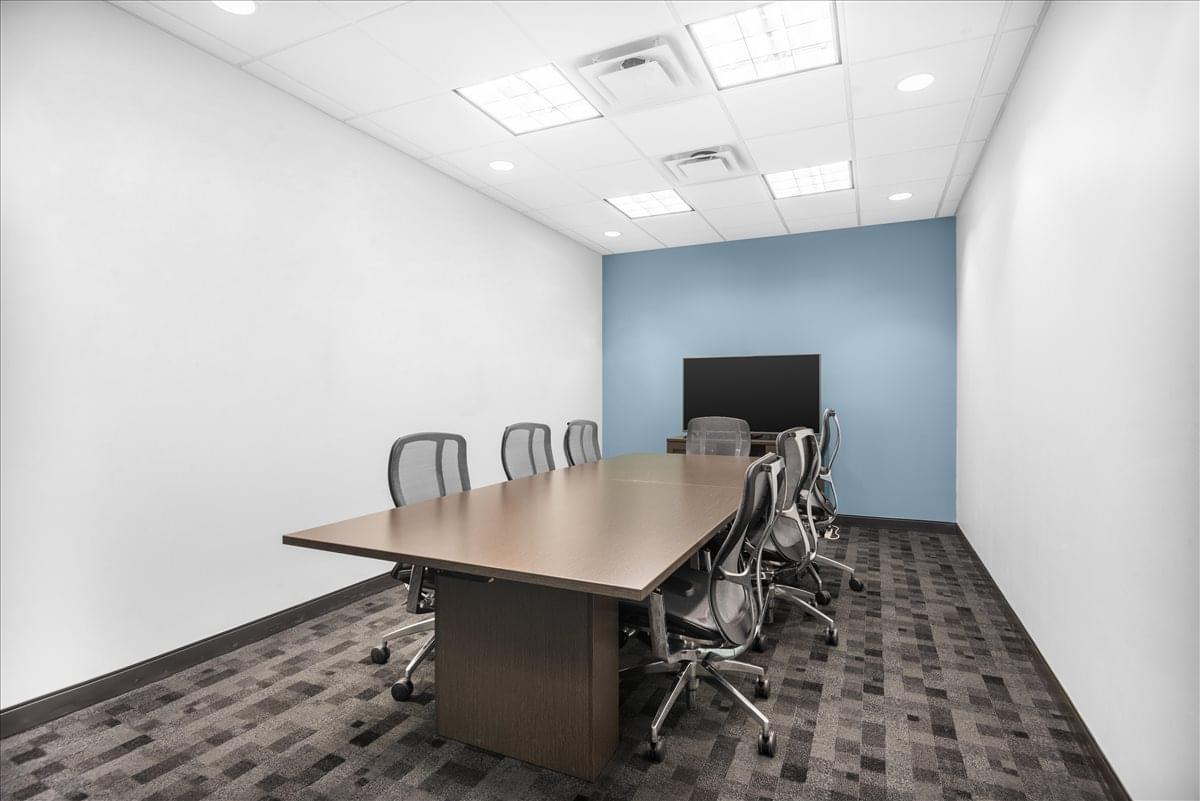 Regions Bank Building, 4851 Tamiami Trail North, Park Shore Office for Rent in Naples