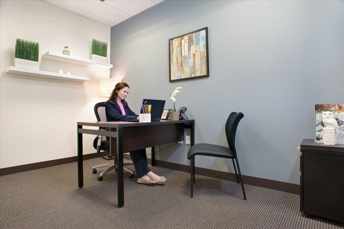 9160 Forum Corporate Pkwy Office for Rent in Fort Myers