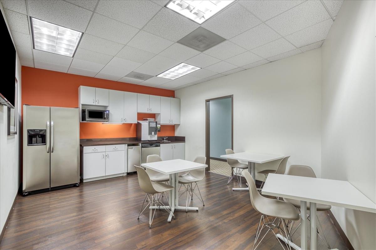 2727 Paces Ferry Rd SE, Suite 750, Vinings Office Space - Atlanta