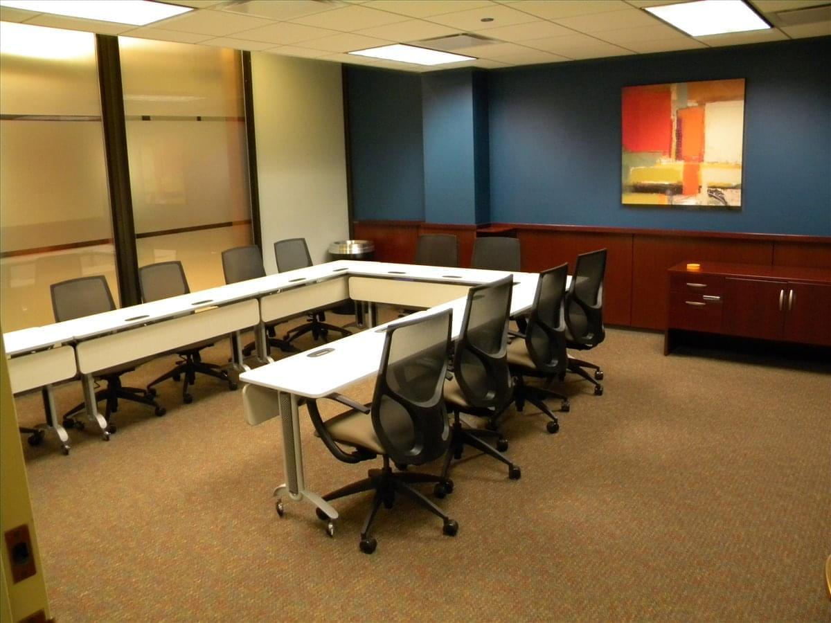 8745 W Higgins Rd, O'Hare Office Space - Chicago
