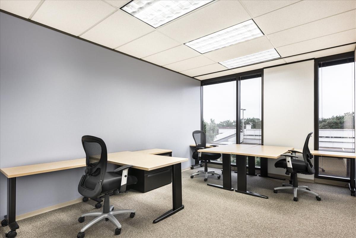Barton Oaks, 901 S MoPac Expressway, Barton Hills Office Space - Austin