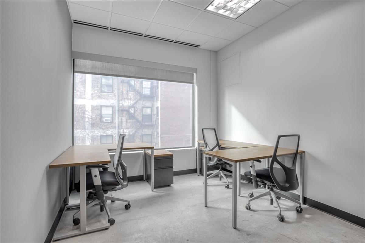 Photo of Office Space on 5113 S Harper Ave, Hyde Park Chicago