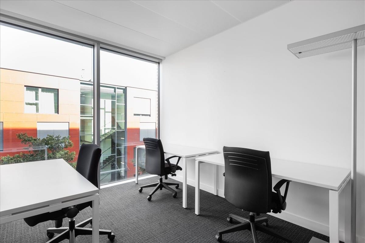 Photo of Office Space on 320 Seven Springs Way Brentwood