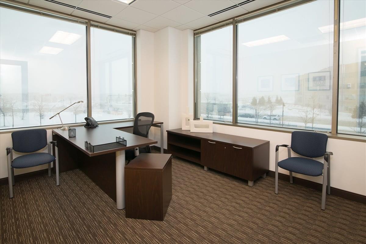 Prairie Glen Corporate Campus, 2700 Patriot Blvd Office for Rent in Glenview