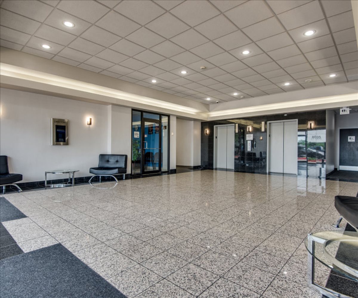8035 E R L Thornton Fwy Office Space - Dallas