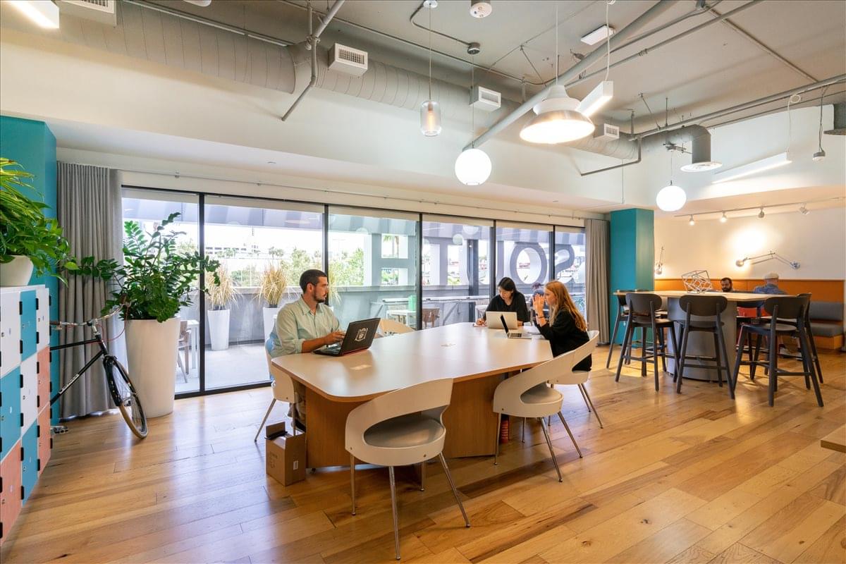 145 S Fairfax Ave Office for Rent in Los Angeles