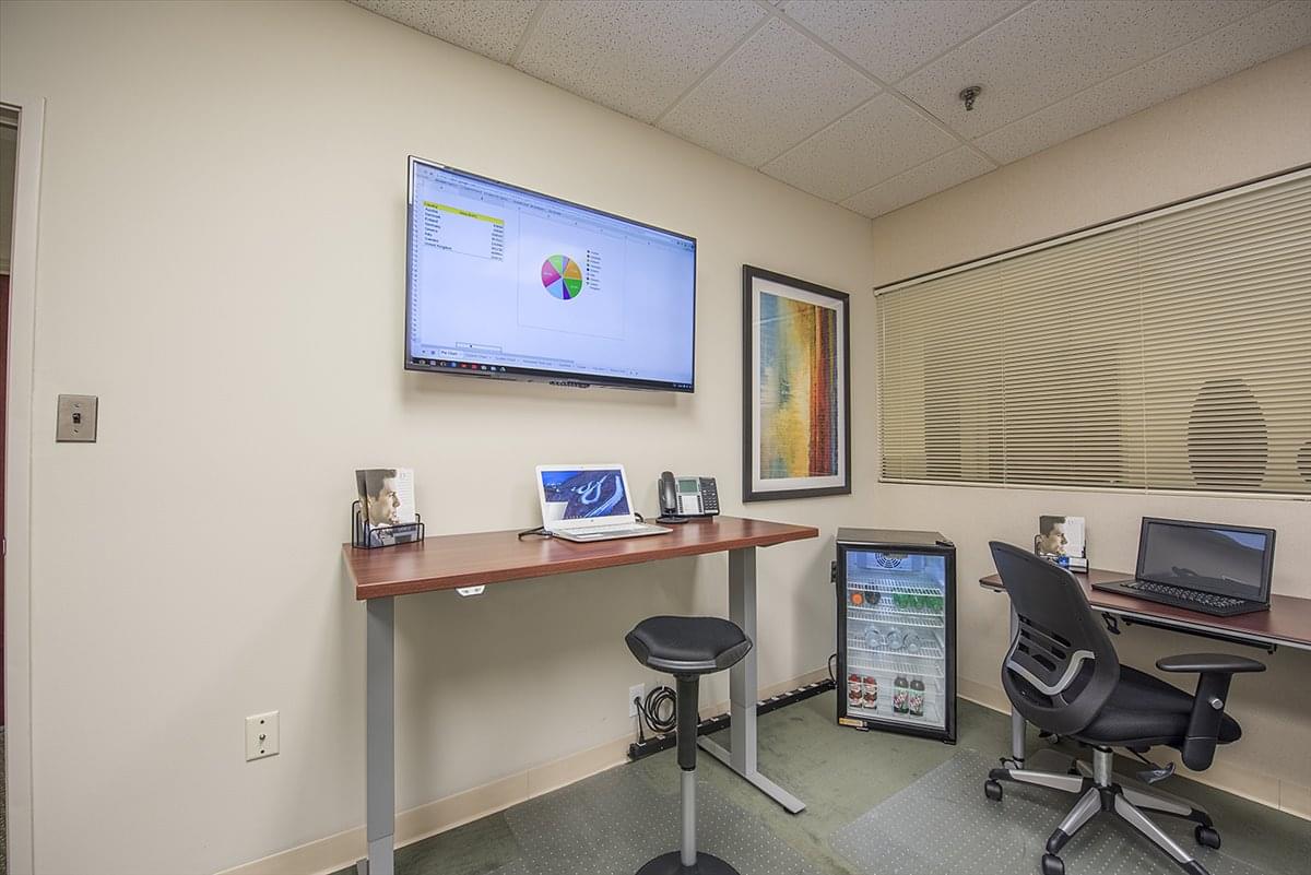 This is a photo of the office space available to rent on One Greentree Centre, 10000 Lincoln Dr E, Evesboro