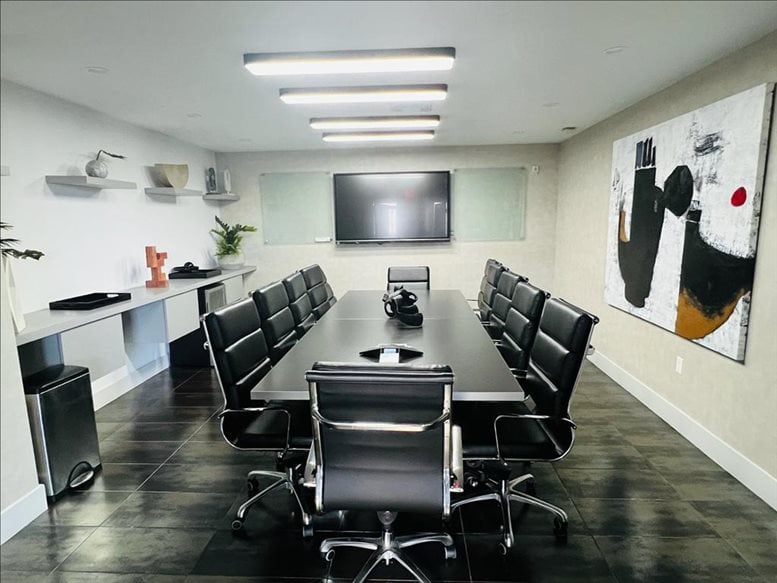 2719 Hollywood Blvd Office Space - Hollywood