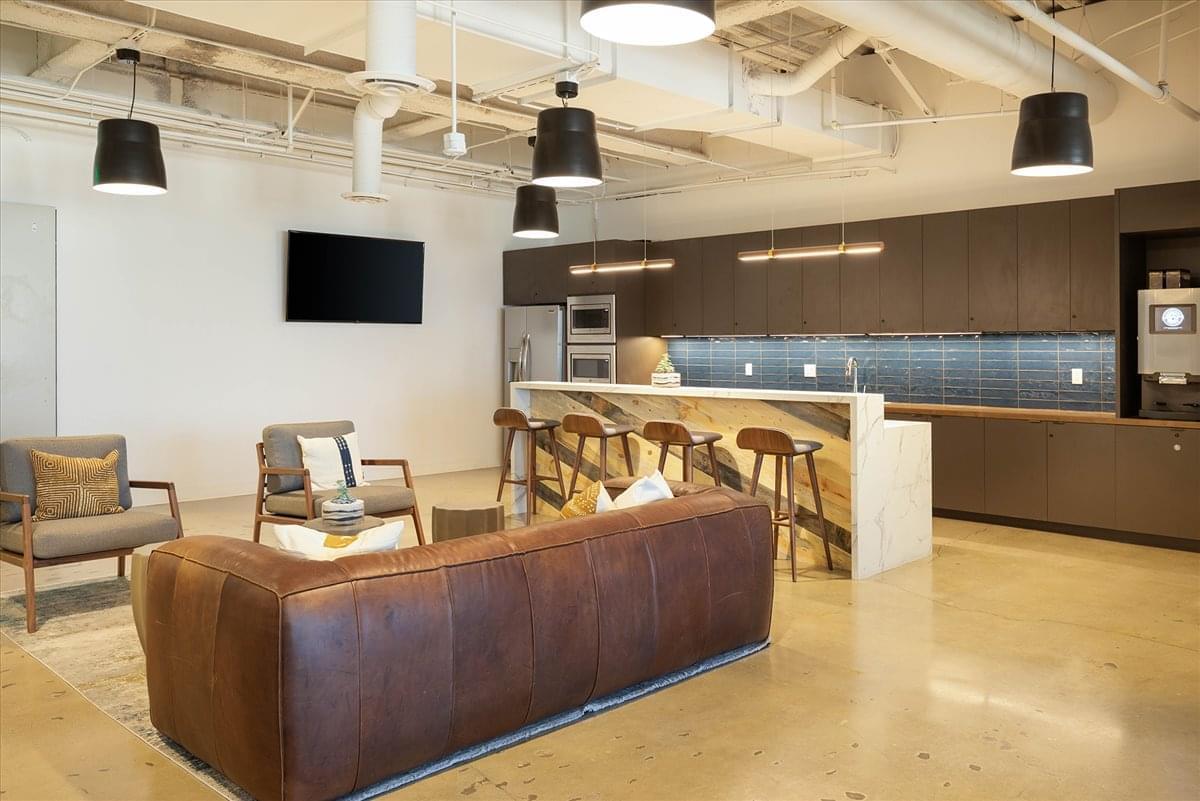 Office for Rent on 222 N Sepulveda Blvd El Segundo